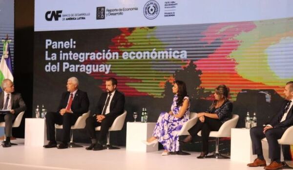 Paraguay y sus principales corredores estratégicos fue presentado en panel del CAF