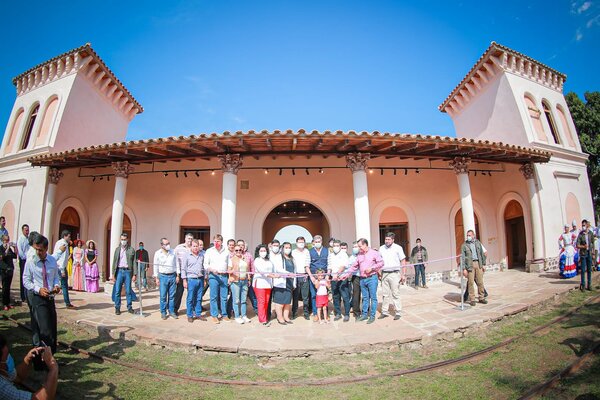 Antigua estación ferroviaria de Pirayú recupera su brillo y rememora parte de su historia - .::Agencia IP::.