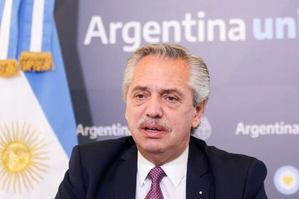 Presidente argentino pide a los hombres implicarse con la igualdad de género - Mundo - ABC Color