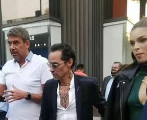 Entre besos y arrumacos: Nadia Ferreira y Marc Anthony sacuden las redes (Video)