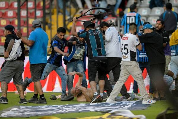 Crónica / El Querétaro salvó el pellejo: Solo un año de sanción tras masacre en su estadio
