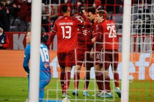 Lewandowski y el Bayern Múnich golean al Salzburgo y pasan a cuartos en Champions - Fútbol - ABC Color