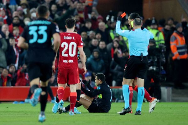 Diario HOY | Alexis Sánchez alivia el sufrimiento del Liverpool