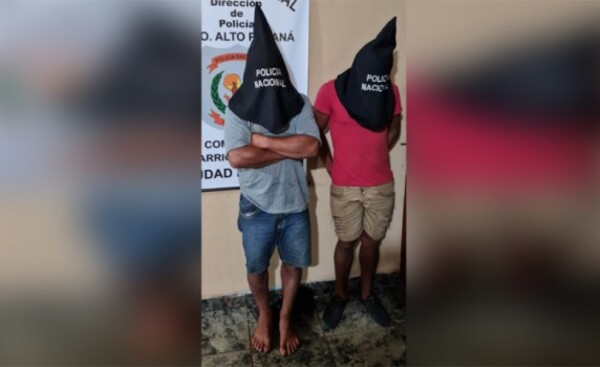 Detienen a dos hermanos sorprendidos al sustraer hierro de una empresa