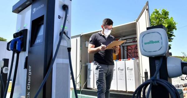 La Nación / El mercado demanda vehículos eléctricos, afirma gerente de energías de la Itaipú