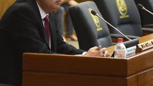 Seprelad revela dudosa transferencia del diputado Erico Galeano a Cartes
