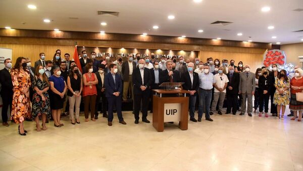 Empresarios exigen cabezas por el fracaso de la lucha anticontrabando