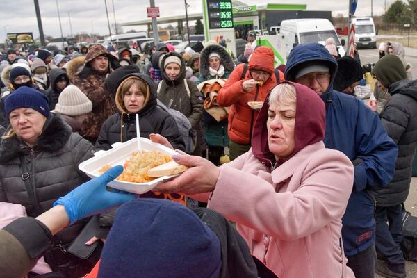 Ucrania abre seis corredores humanitarios tras acordar alto el fuego - Mundo - ABC Color