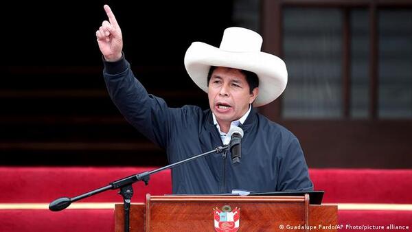 La oposición insiste con pedir la destitución de Pedro Castillo en Perú - .::Agencia IP::.