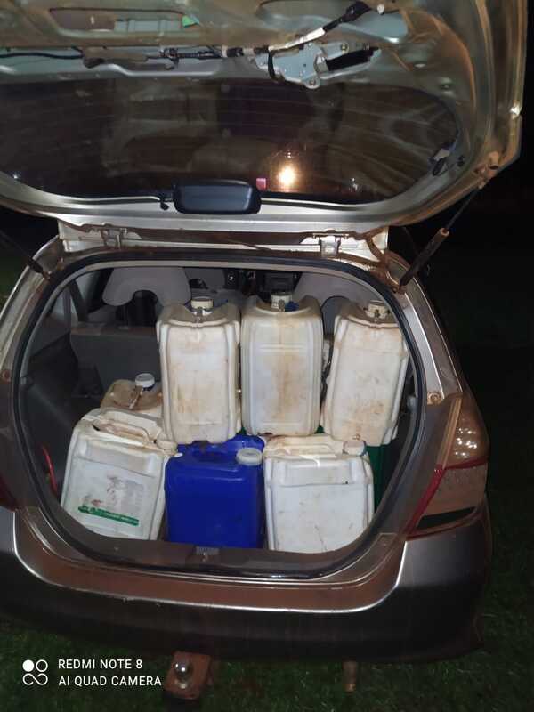 Incautan 10 bidones de combustible de contrabando - La Clave