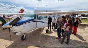 Crónica / Funcionario público que gana G. 2.300.000 figura como dueño de avioneta incautada