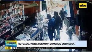 Motoasaltantes roban un comercio en Itauguá - ABC Noticias - ABC Color