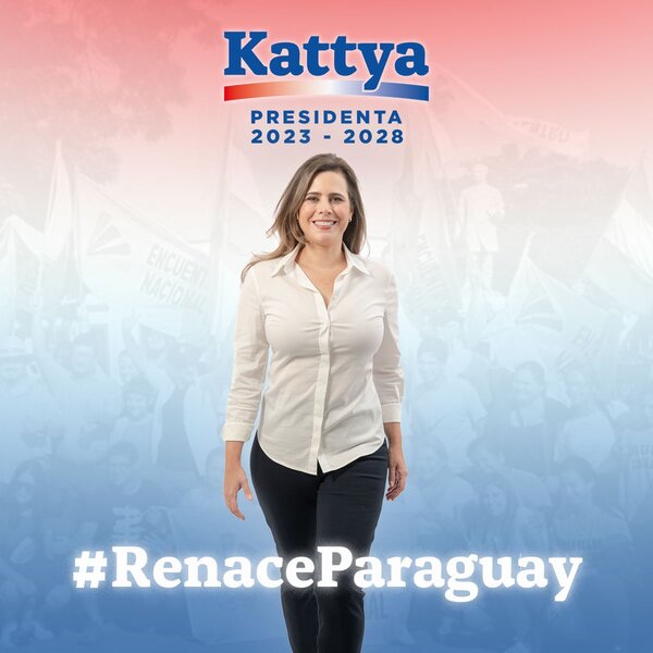 En el día de la Mujer, Kattya oficializa candidatura a la Presidencia | OnLivePy
