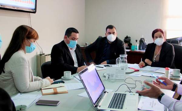Diario HOY | Estudian establecer un horario escalonado en las instituciones públicas