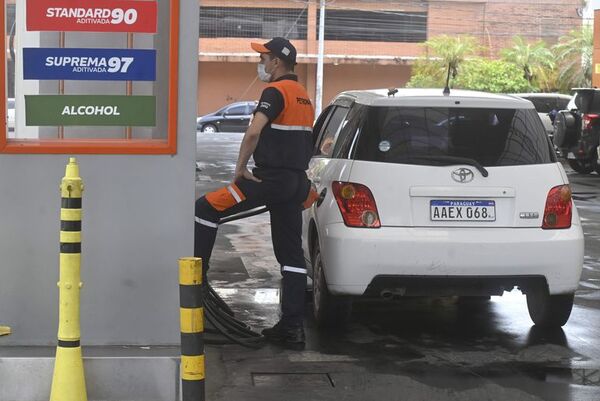 Privados aún no fueron consultados sobre el fondo para estabilizar precio de combustibles - Nacionales - ABC Color