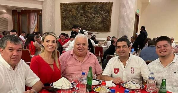 La Nación / Presidente del Incoop en campaña política con Ozorio
