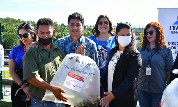 Entregan alevines de pacú a pequeños productores de Alto Paraná