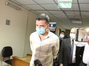 René Olmedo no tuvo problemas en romper la cabeza de una joven, pero ahora siente pánico