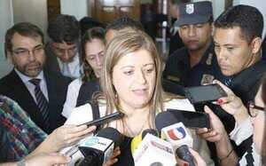 Diputados evitan avanzar en juicio a Sandra Quiñónez – Prensa 5