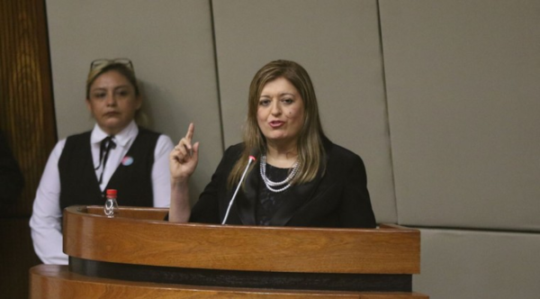 FGE sumaria a funcionaria por "apriete" a legisladores - Megacadena — Últimas Noticias de Paraguay