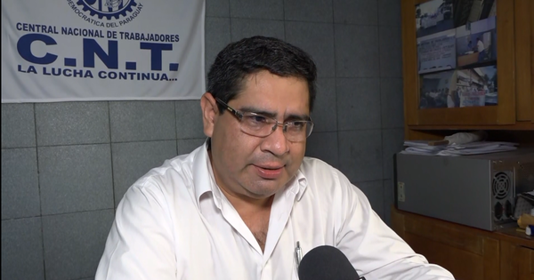 Gremios de trabajadores piden aumento del salario mínimo