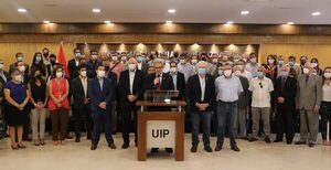 Ultimátum: Gremios exigen al Gobierno resultados y firmeza contra el contrabando