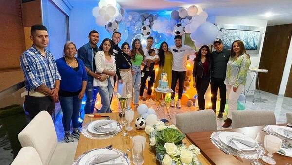 Crónica / [GALERÍA] Peloteros en México se juntaron para una fiestita