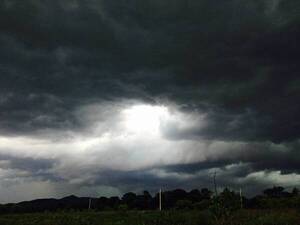 Crónica / Alerta meteorológica jeýma y luego se viene una tormenta de la san pistola