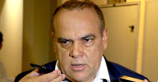 La Nación / Oposición y colorados oficialistas, con “excusas livianas” ante falta de votos para juicio político