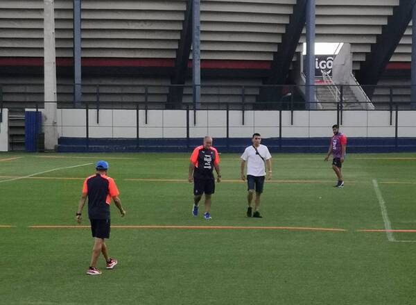 Crónica / Junior Alonso en el “Barrio”