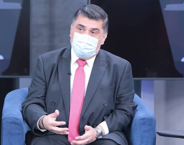 Diario HOY | Borba confirma “apriete” de Pfizer para la firma de contratos por vacunas anticovid