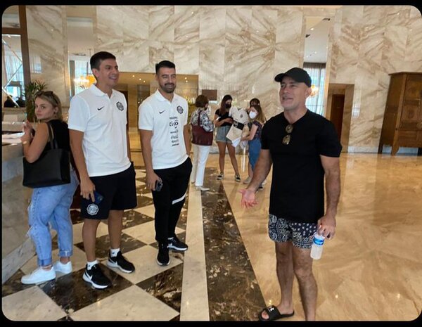 La previa del partido de Olimpia: El presidente Miguel Cardona encabeza la hinchada de la O en Río de Janeiro