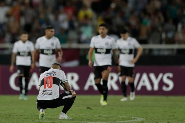 Dolorosa primera caída franjeada en la Copa - Fútbol - ABC Color