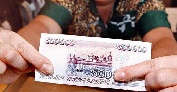 La Nación / Estudiantes en Rusia no pueden retirar dinero