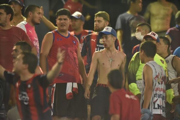 Suspenden a las hinchadas organizadas de Cerro Porteño
