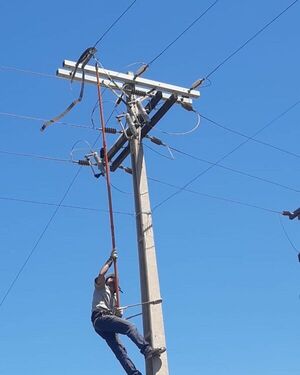 Daños materiales y tormentas afectaron suministro de energía en PJC