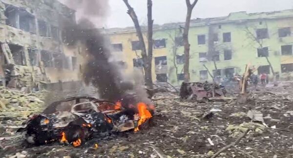 Al menos 17 adultos heridos en bombardeo a hospital pediátrico en Ucrania - Radio Imperio