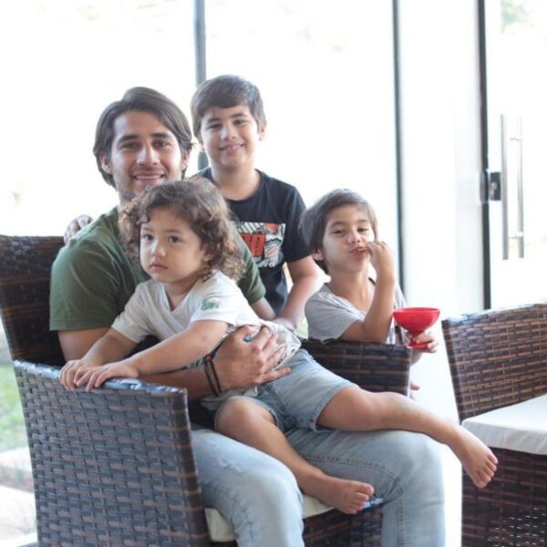 ¡Hasta las lágrimas! El tierno mensaje que recibió Tito Torres de parte de sus hijos