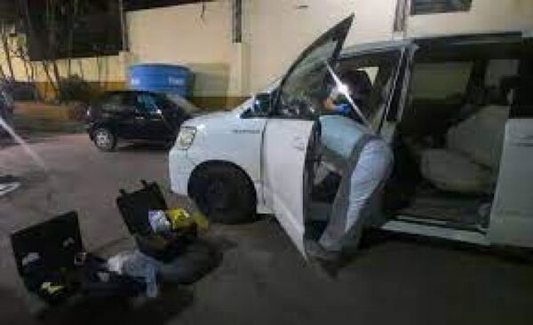 Hallan sangre en camioneta de ex cuñado de Dahiana Espinoza