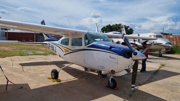 A Ultranza: Funcionario del TSJE dice que avioneta no es suya y que perdió sus documentos el año pasado - Nacionales - ABC Color