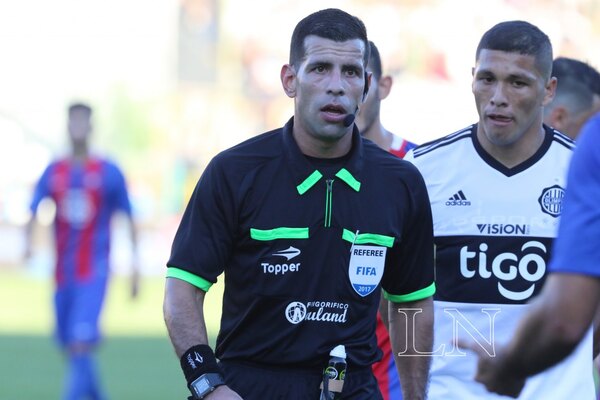 ¡Después de mucho! José Méndez dirigirá su tercer superclásico