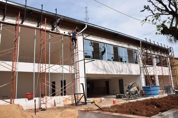 Remodelan y modernizan vetusto local de la gobernación de Caazapá - Noticiero Paraguay