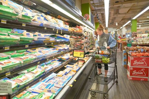 La inflación en EEUU se disparó al 7,9% y las acciones cayeron en Wall Street - MarketData