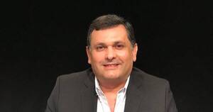 La Nación / Acusan a ministro de Justicia, Edgar Olmedo, de hacer campaña política en horario laboral