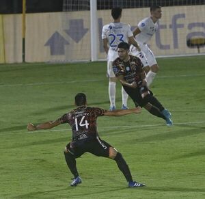 Nacional vs. Guaireña FC: ventaja para los albicelestes - Fútbol - ABC Color