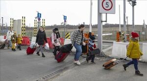 Moscú abrirá corredores humanitarios diarios desde Ucrania hacia Rusia - Radio Imperio