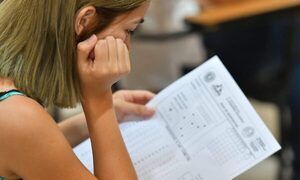 Más de 9.600 postulantes a las Becas ITAIPU están convocados para rendir este sábado