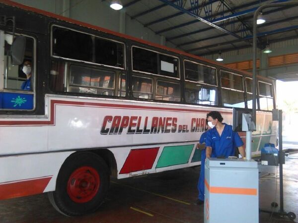 Desde hoy los buses chatarra de Asunción cobran Gs. 500 más