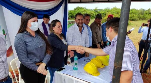 Productores de Alto Paraná recibieron asistencia financiera del CAH