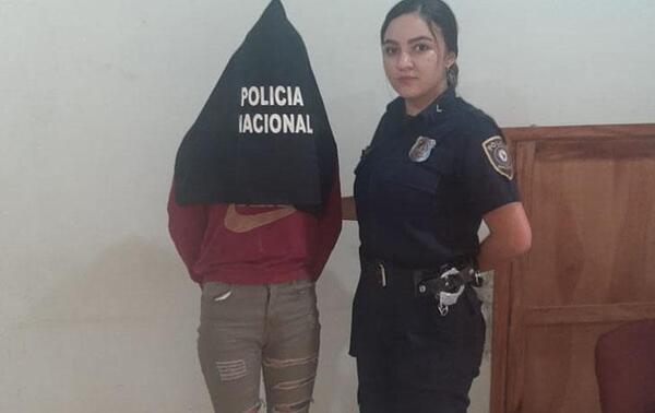 Adolescente de 17 años es detenida tras hurtar nuevamente en Coronel Oviedo – Prensa 5